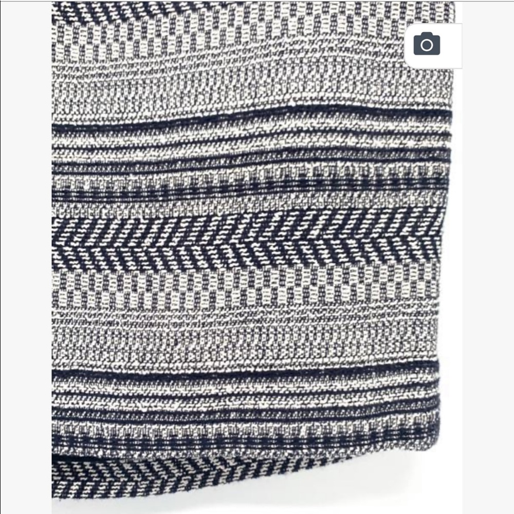 Banana Republic skirt - Picture 2 of 2